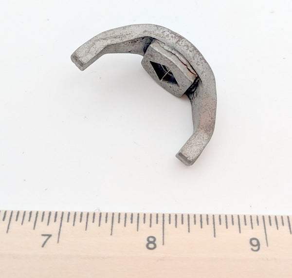 Detroit Diesel 8921934 Unused Old Stock Genuine Original Fuel Pump Drive Coupling Fork