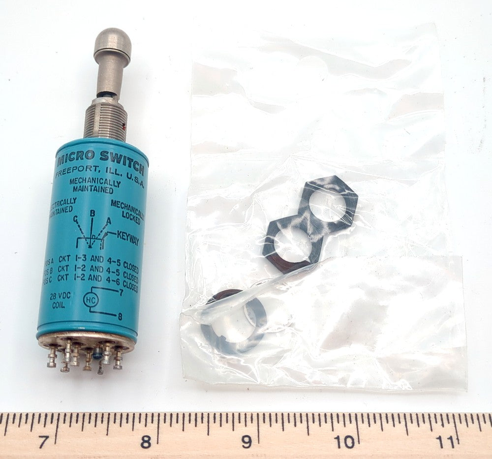 Honeywell Micro Switch 27ET1-T2-P New Old Stock Magnetically Held DPDT Pull-to-Unlock Toggle Switch