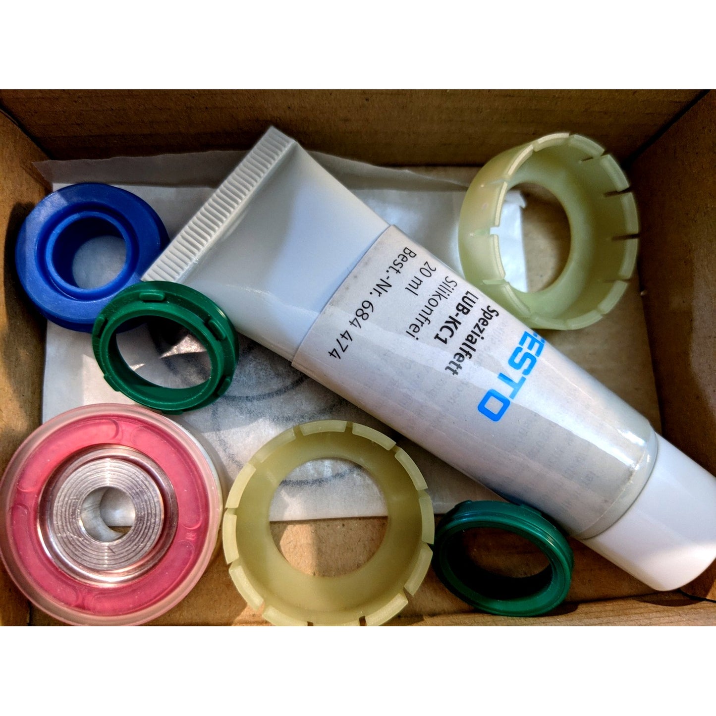 Festo 665294 New Genuine Original Wearing Parts Set Kit for DNCB-32-PPVA