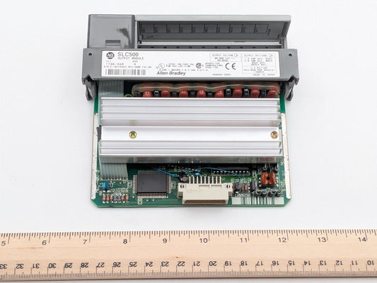 Allen-Bradley 1746-OA8 Used Genuine Original SLC 500 Digital AC Output Module