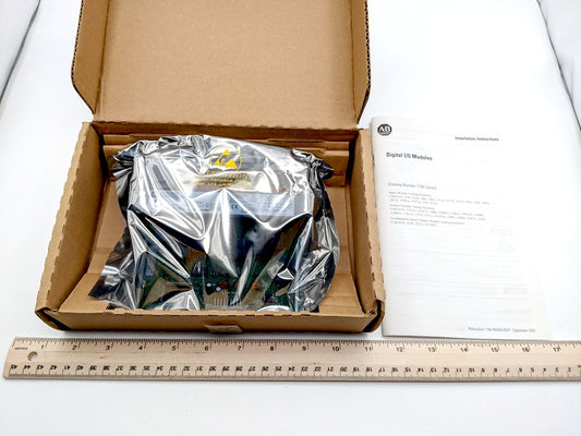 Allen-Bradley 1746-OX8 New Genuine Original SLC 500 Digital Isolated Relay Output Module