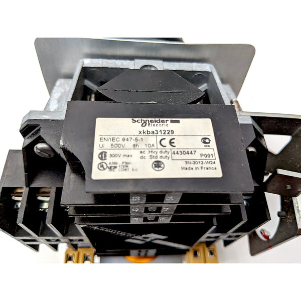 Schneider Electric XKBA31229 Harmony XK Light‑Duty Joystick Controller