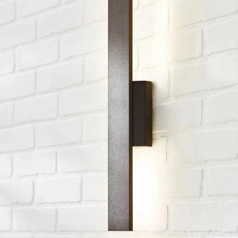 Visual Comfort 700OWBLD9273018BUNV New Blade 18 Outdoor Exterior Wall Sconce 18" Black