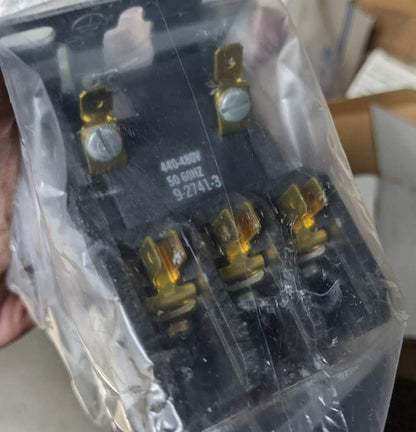 Eaton Cutler-Hammer C25DND325 New Genuine Original Definite Purpose Contactor