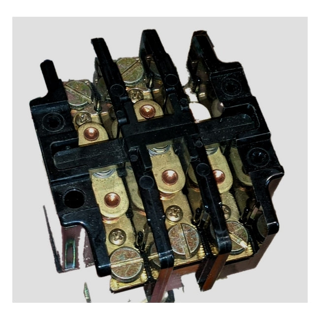 Siemens Furnas 42BE35AG New Genuine Original 3-Pole 25A 120V Definite Purpose Contactor