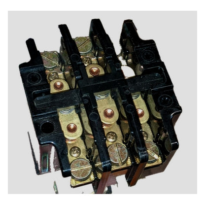 Siemens Furnas 42BE35AG New Genuine Original 3-Pole 25A 120V Definite Purpose Contactor